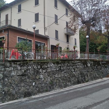 Casa Mirtillo Lizzano In Belvedere Eksteriør bilde